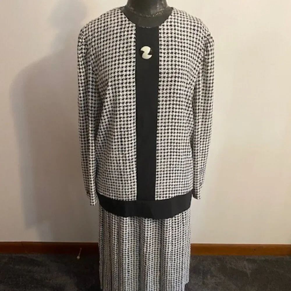 Jo Hanna York by Joan Davis Black White skirt set Vintage, size 18